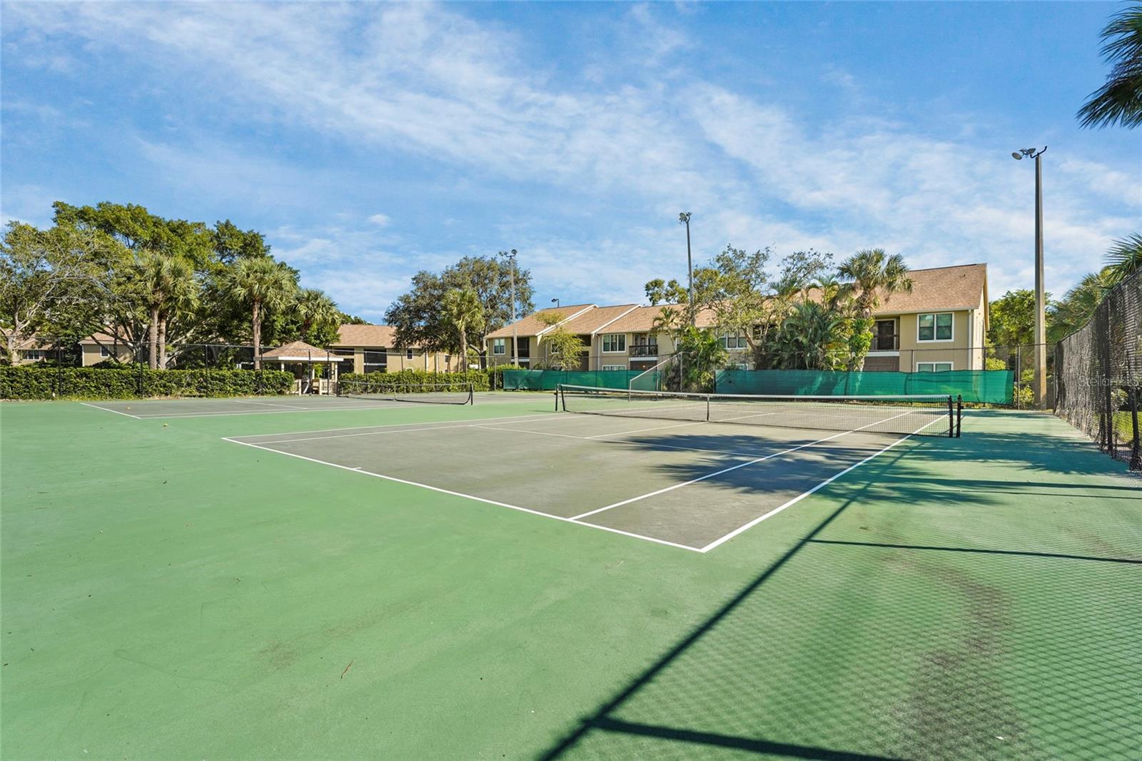 VINTAGE GRAND - Residential Lease