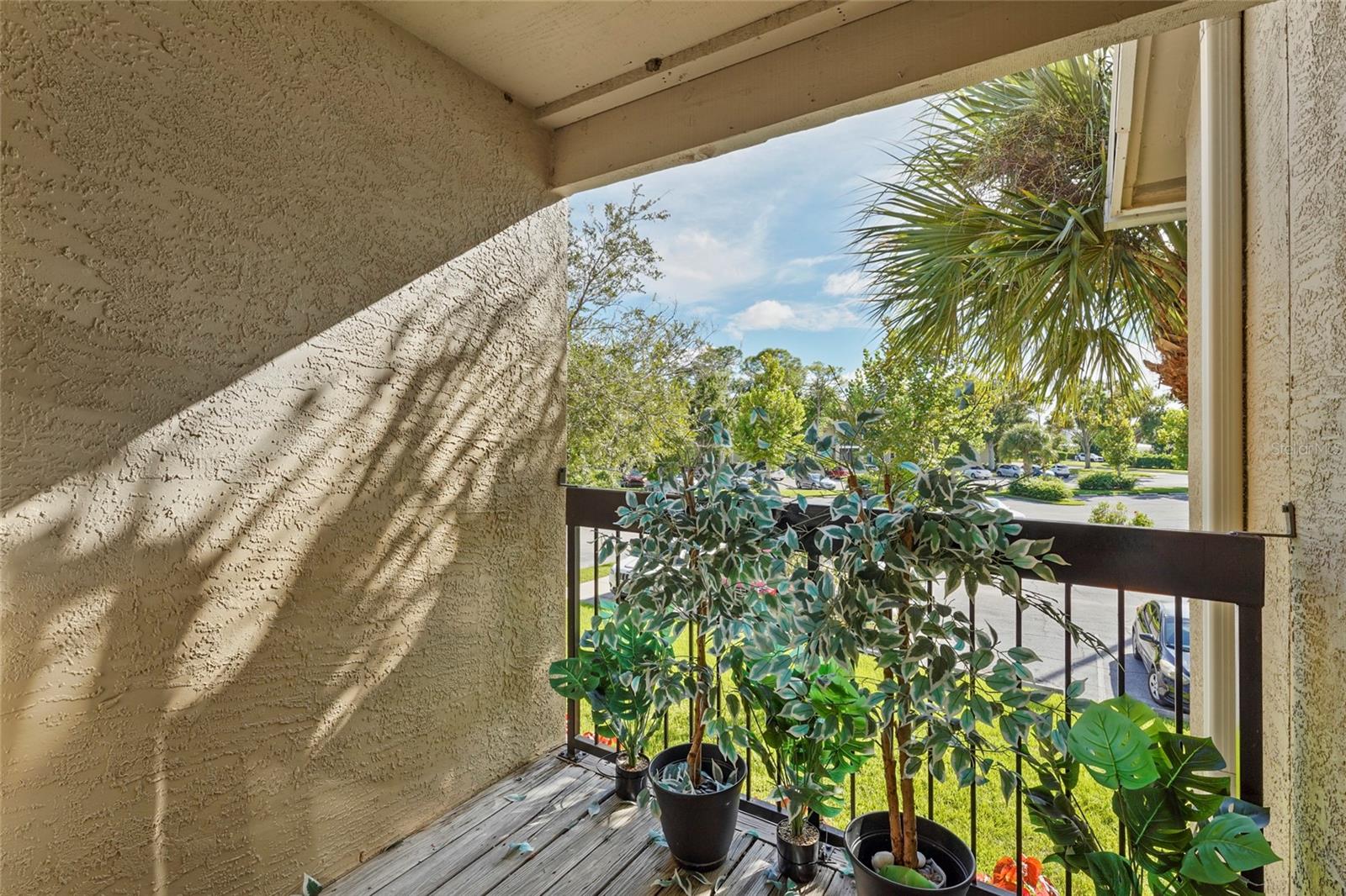 VINTAGE GRAND - Residential Lease