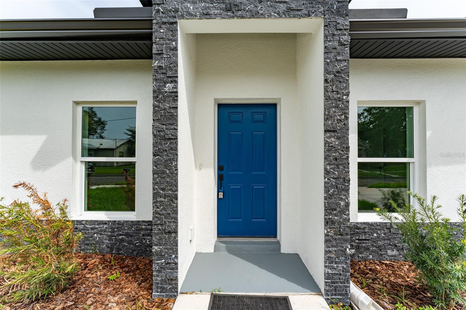 2921 W LA SALLE STREET