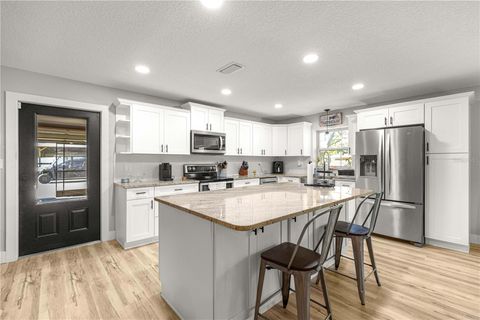 Tiny photo for 2940 NE 49th Street, Ocala, FL 34479 (MLS # OM721844)