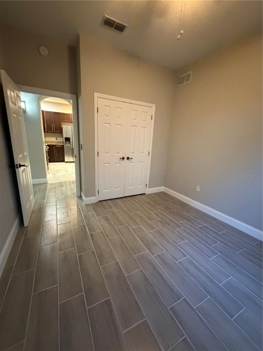 FLORA RIDGE CONDO PH 8 BLDG 11 - Residential