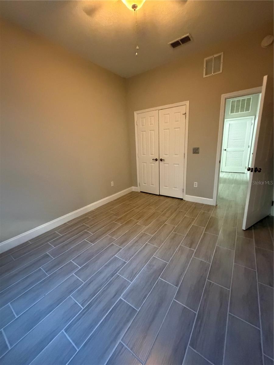 FLORA RIDGE CONDO PH 8 BLDG 11 - Residential