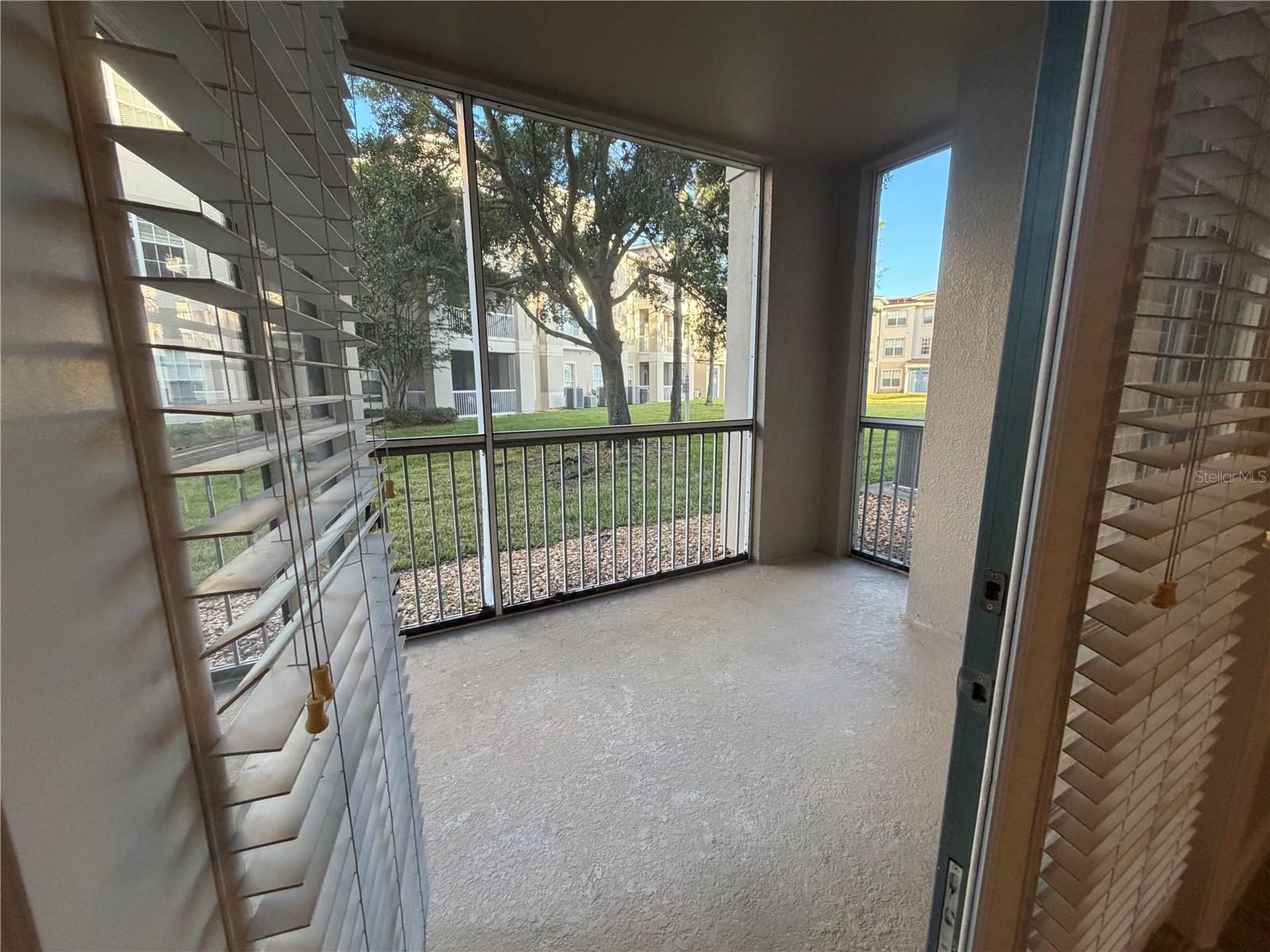 FLORA RIDGE CONDO PH 8 BLDG 11 - Residential