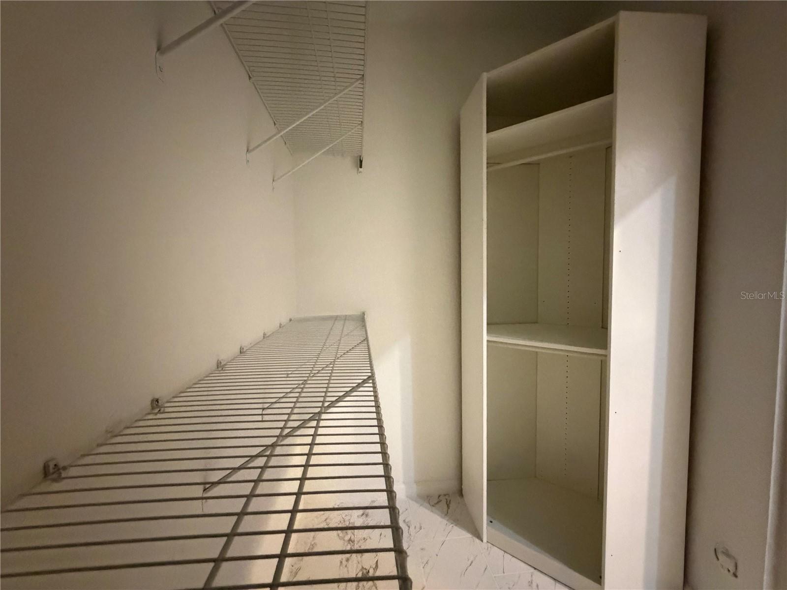 FLORA RIDGE CONDO PH 8 BLDG 11 - Residential