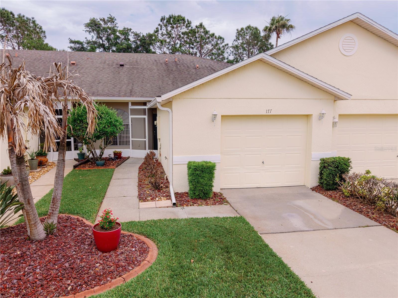 177 CLUB VILLAS LANE