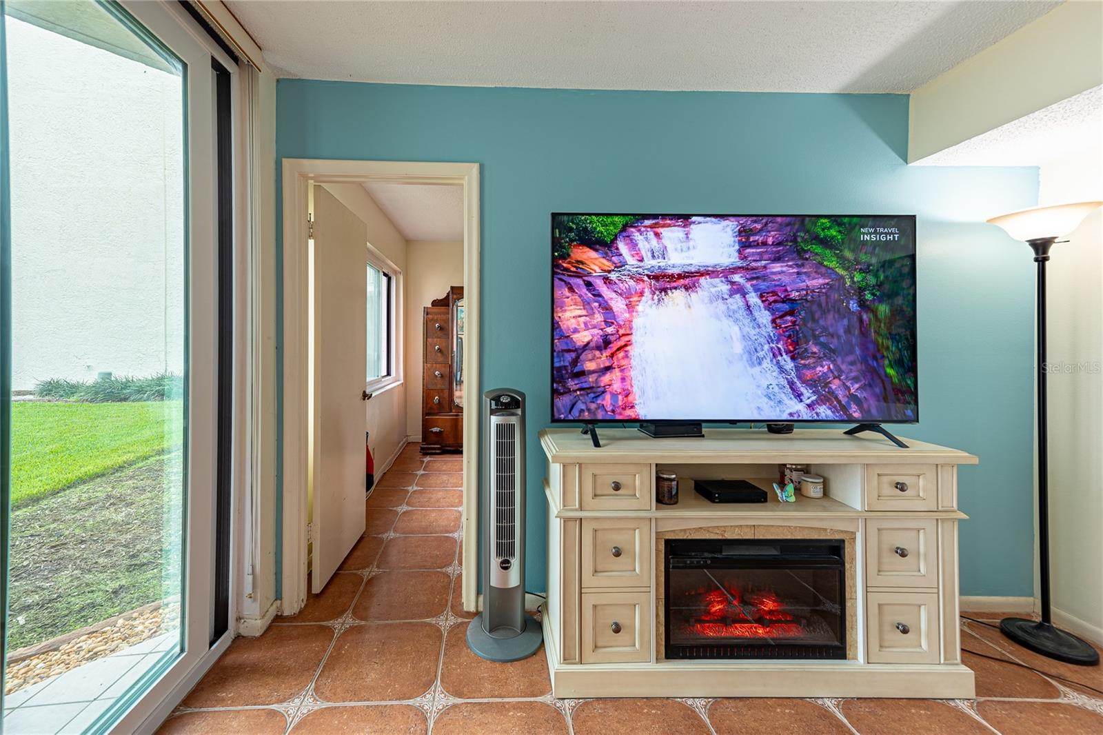 LA PUERTA DEL SOL CONDO - Residential