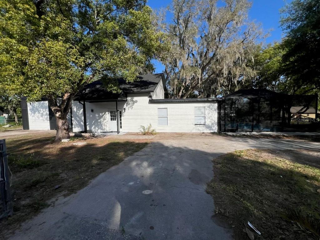 Photo of 11891 Lakewood Drive, Hudson, FL 34669 (MLS # TB8500206)