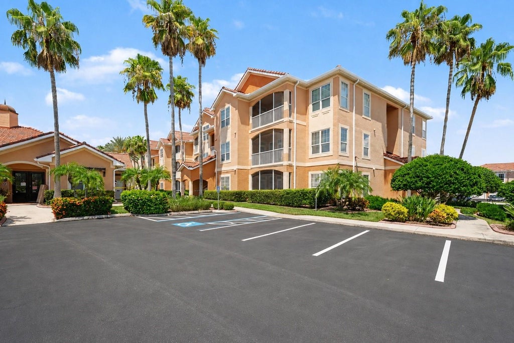 Photo of 5000 Culbreath Key Way #4-101, Tampa, FL 33611 (MLS # TB8544376)