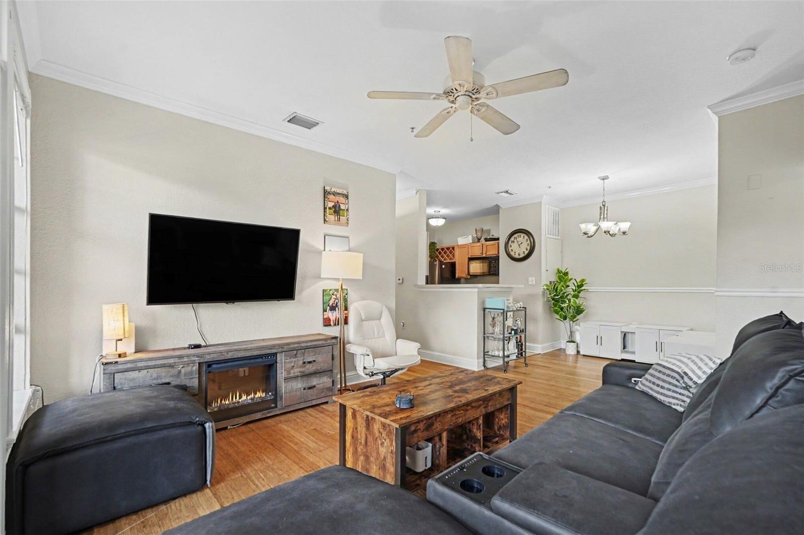 5000 CULBREATH KEY WAY 4-101