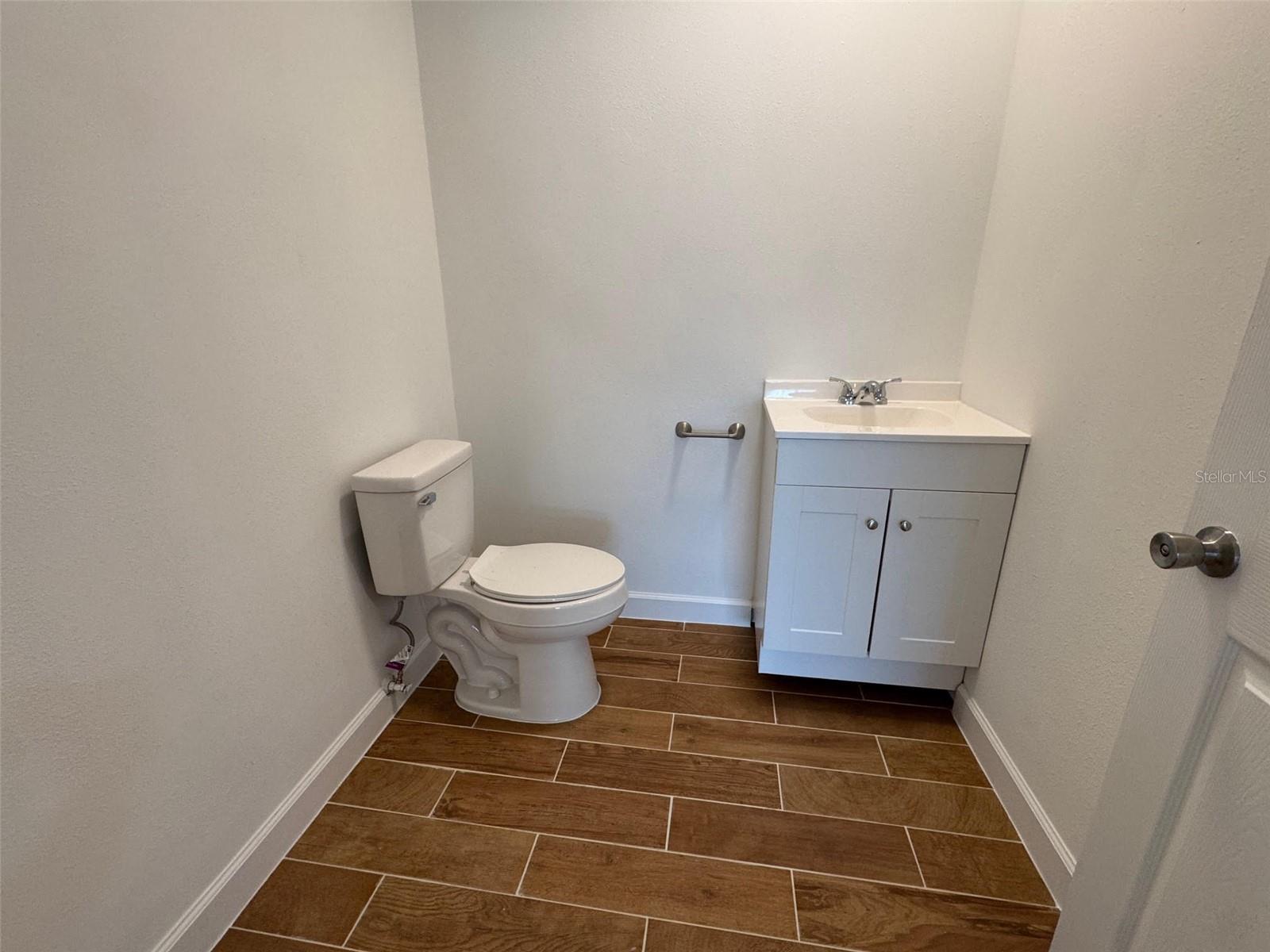 COOPER & SEWELL ADD - Commercial Lease