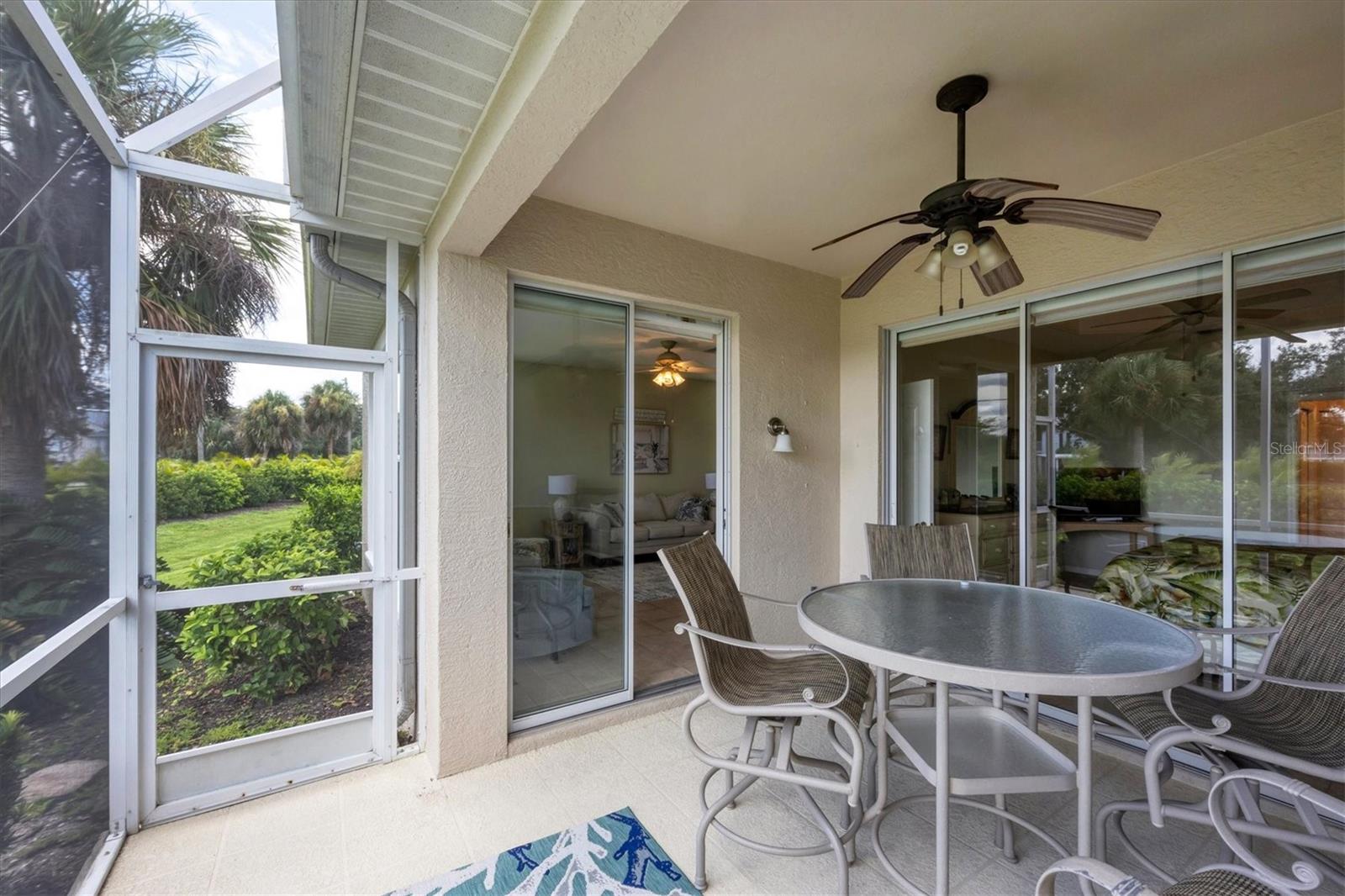 PELICAN POINTE GOLF & COUNTRY CLUB - Residential