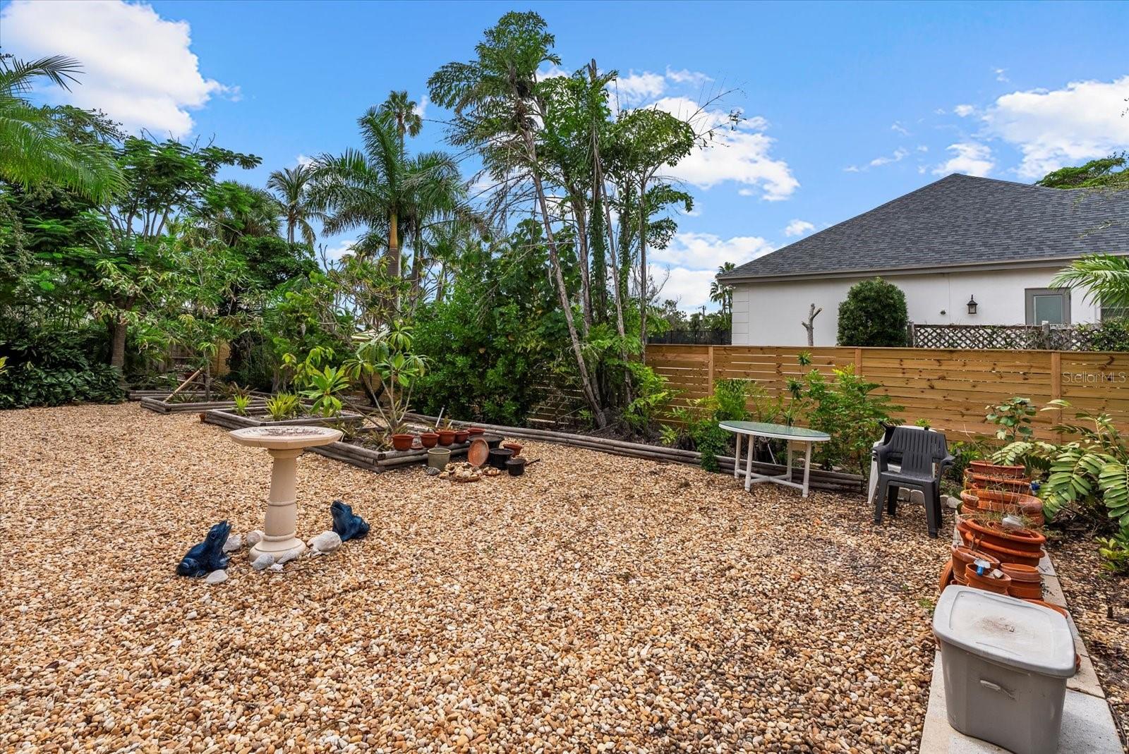 BAY ISLAND - Residential