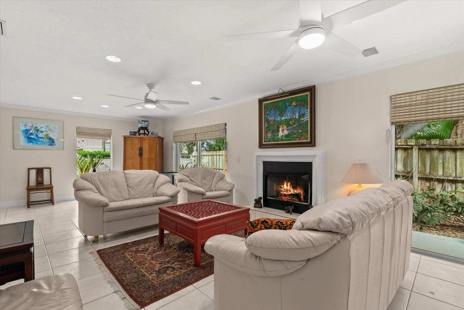 BAY ISLAND - Residential