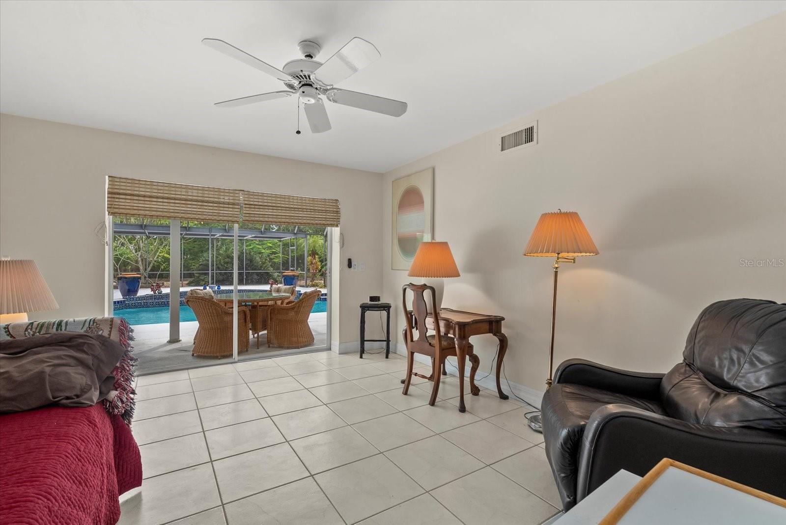 BAY ISLAND - Residential