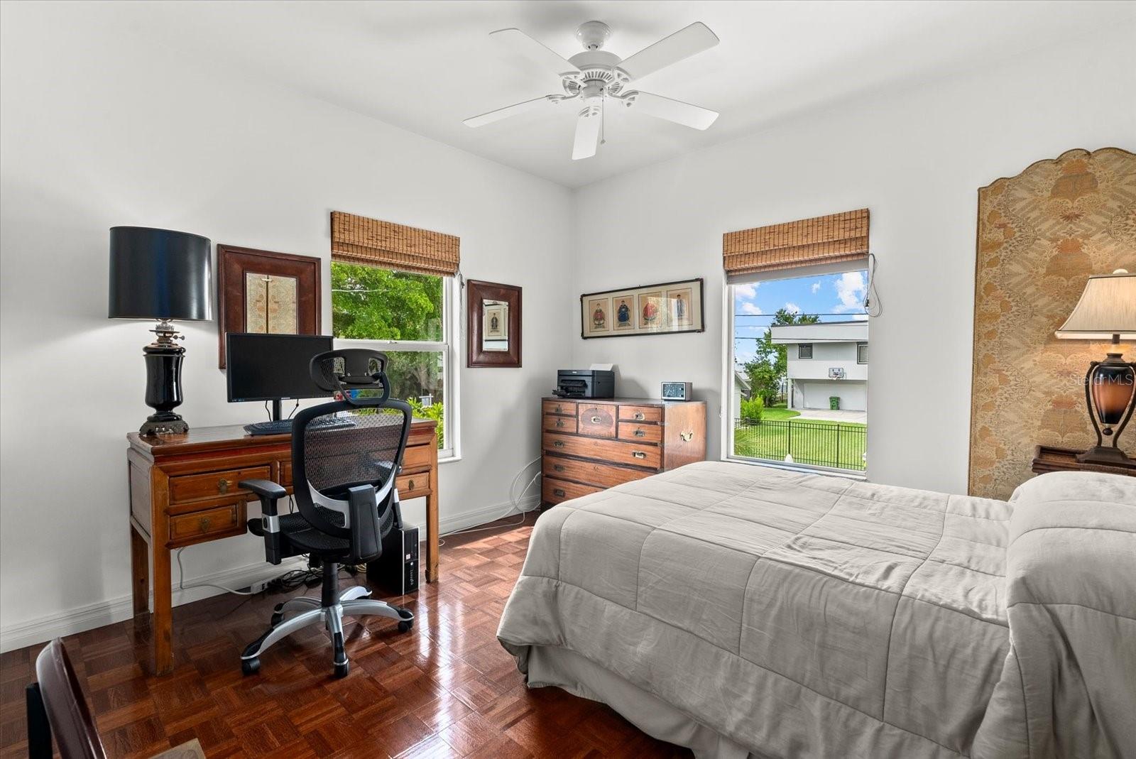 BAY ISLAND - Residential