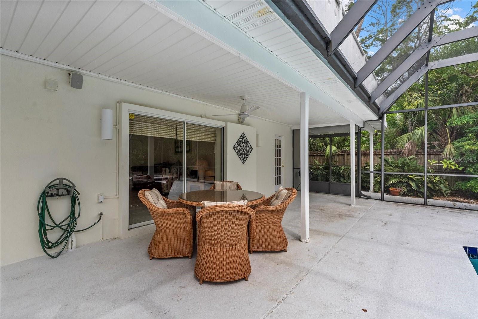 BAY ISLAND - Residential