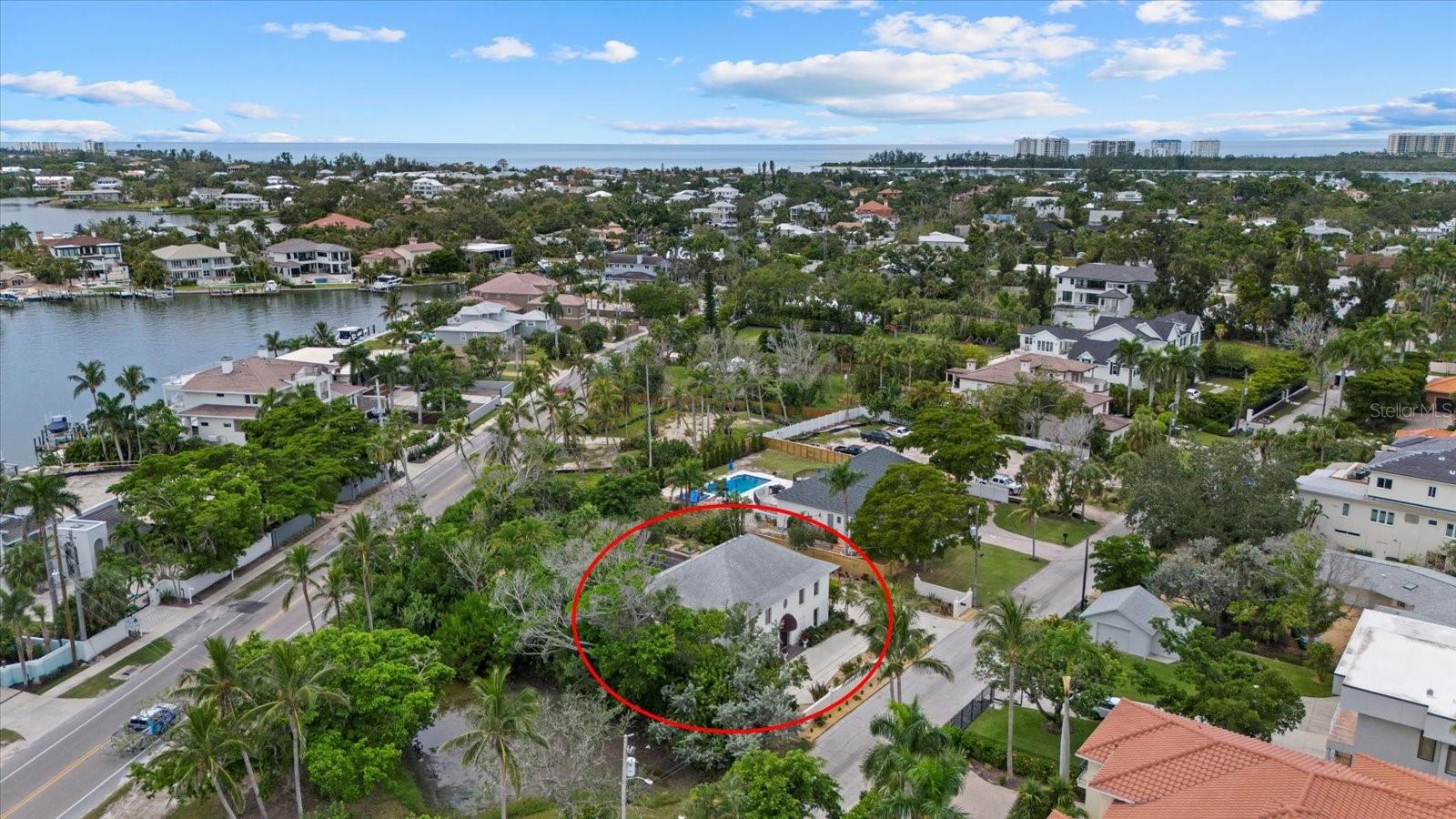 BAY ISLAND - Residential