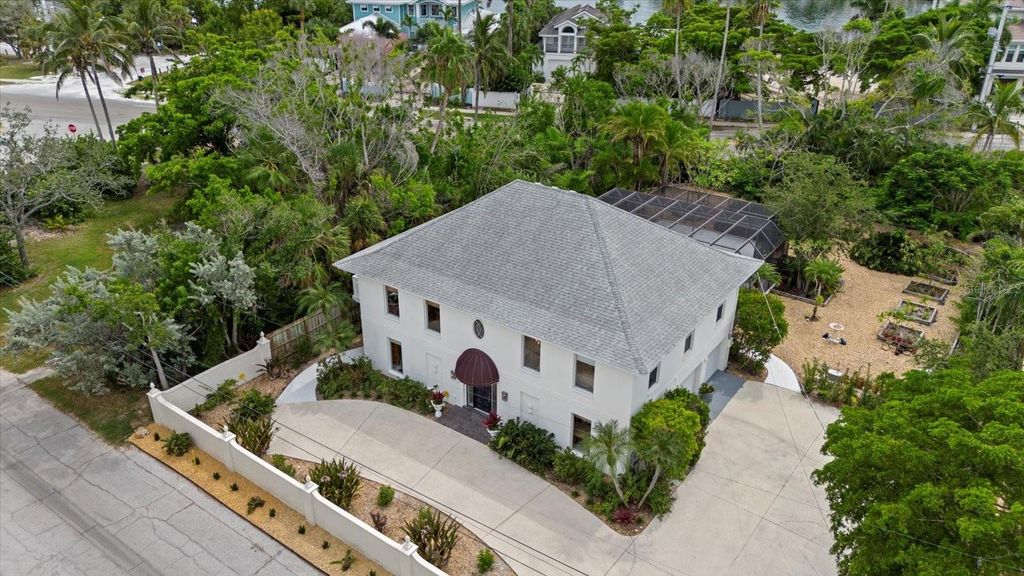 Photo of 854 Norsota Way, Sarasota, FL 34242 (MLS # A4665123)