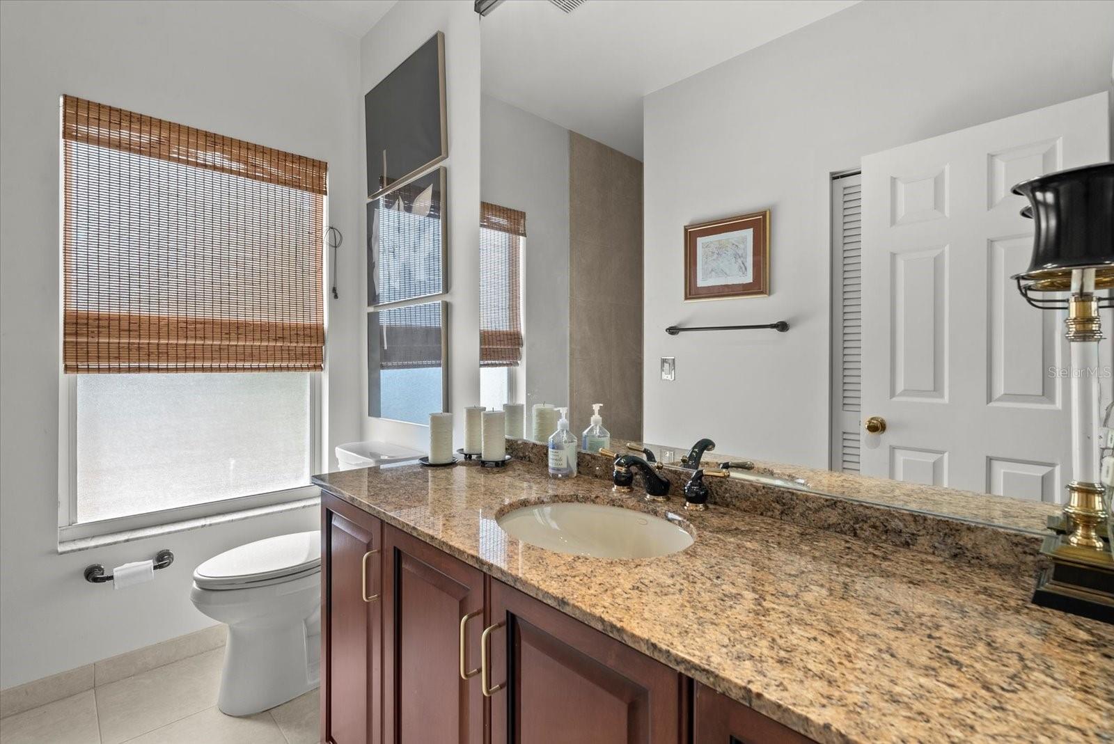 BAY ISLAND - Residential