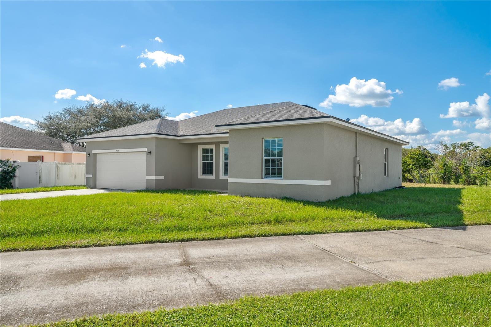 1910 LAKEVIEW LANE