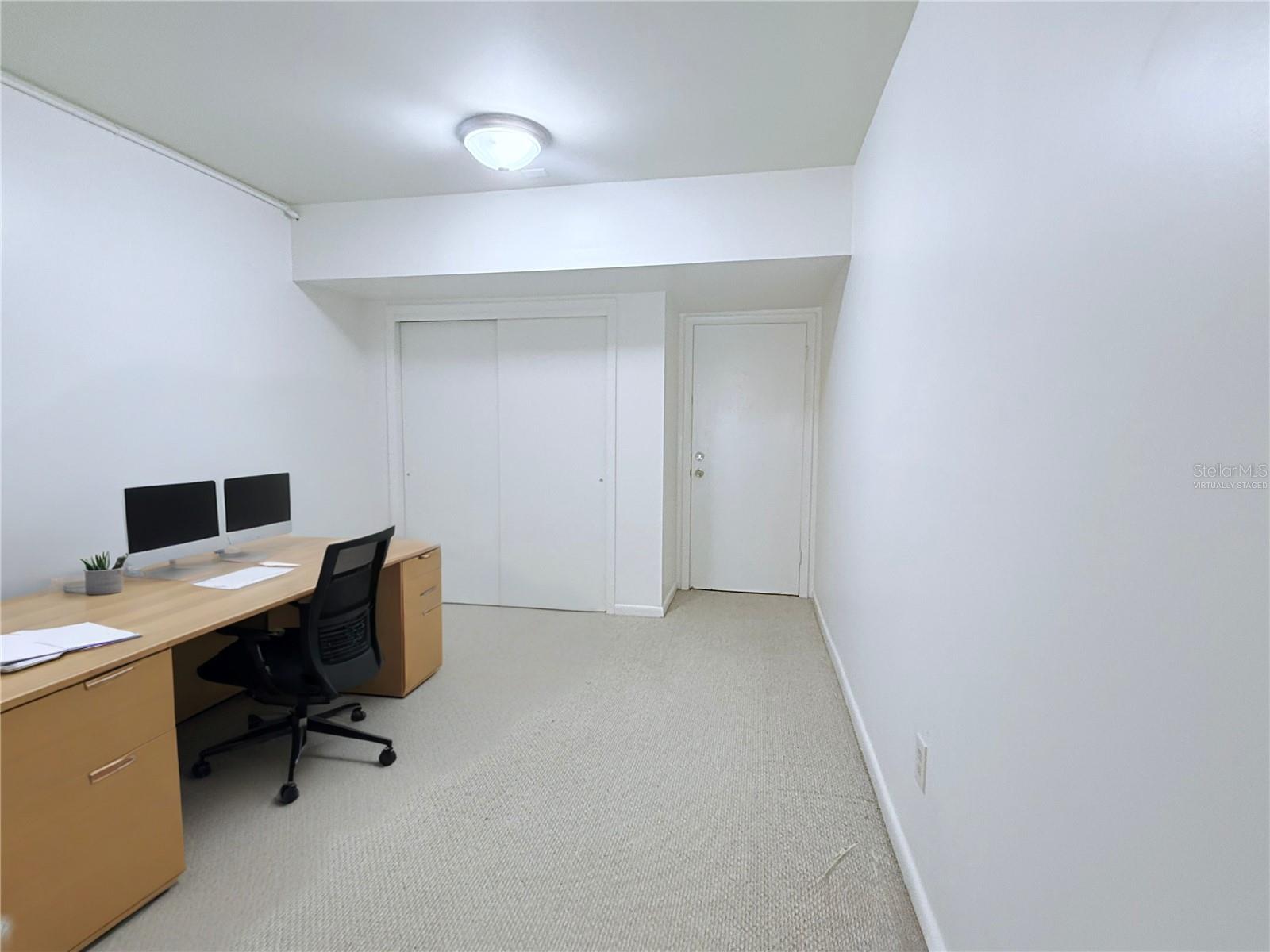 RAINTREE MANOR HOMES CONDOMINI - Residential