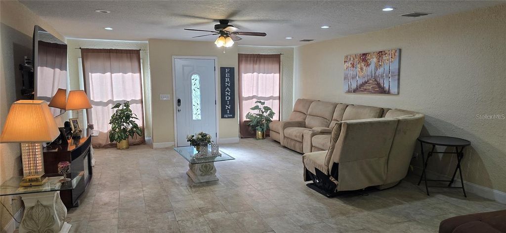 Photo of 6131 9th Avenue S, Gulfport, FL 33707 (MLS # S5141999)