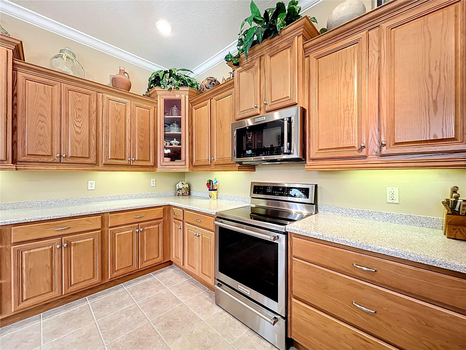 PLANTATION AT LEESBURG ASHLAND VILLAGE - Residential