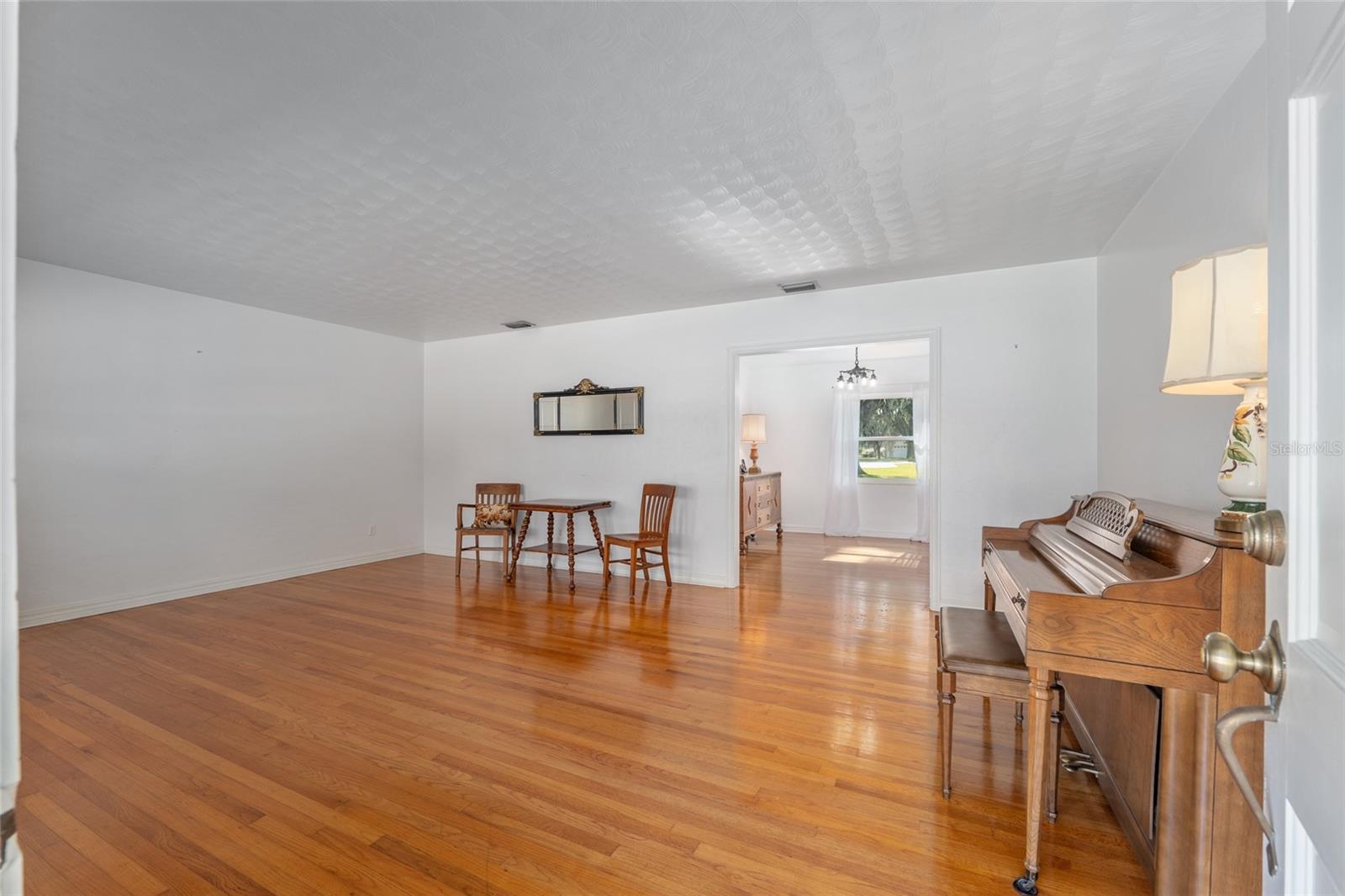 COLLEGE PARK - Residential