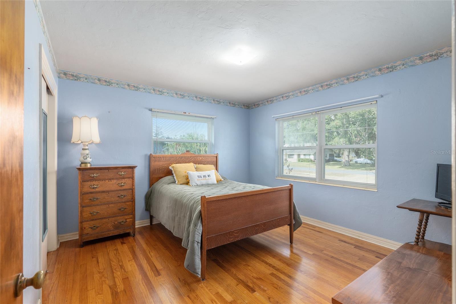 COLLEGE PARK - Residential