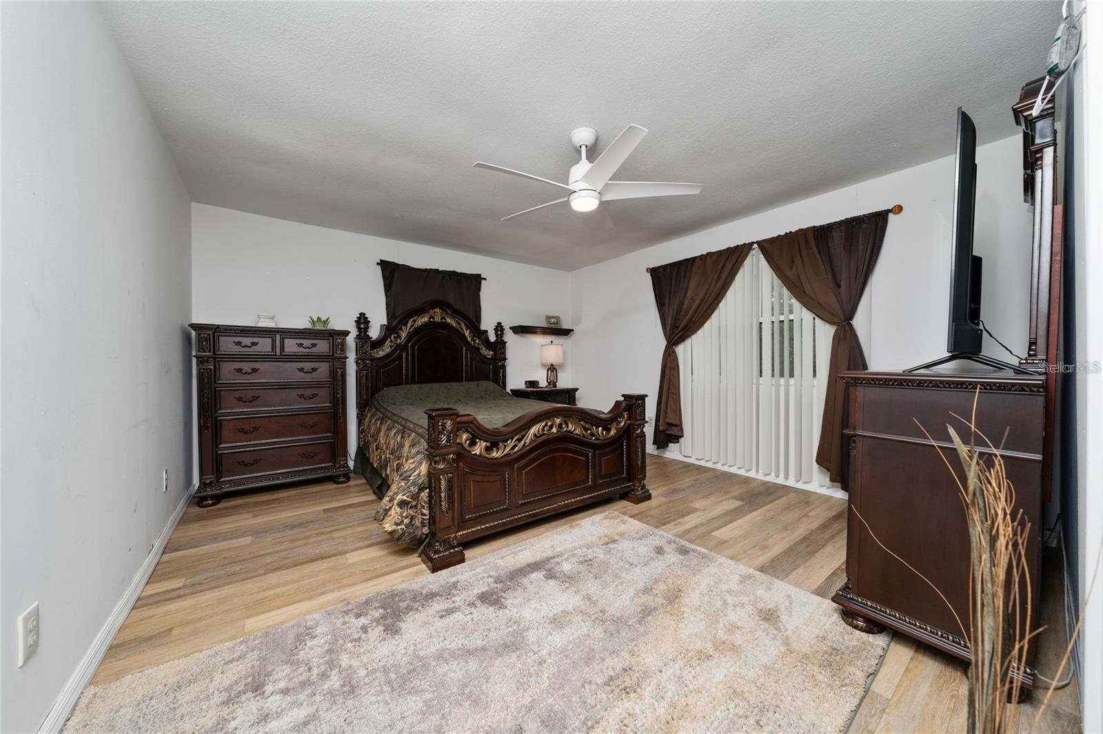 ACREAGE & UNREC - Residential