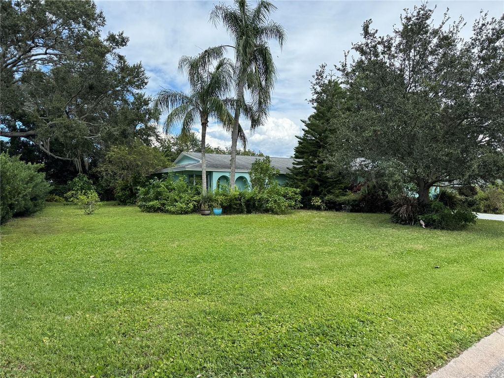 Photo of 1434 Hagen Avenue, Dunedin, FL 34698 (MLS # TB8430593)