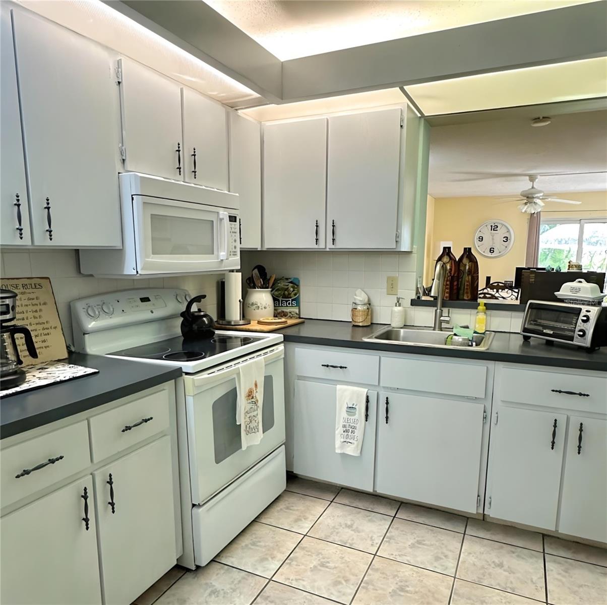 2205 BELLEAIR ROAD A7