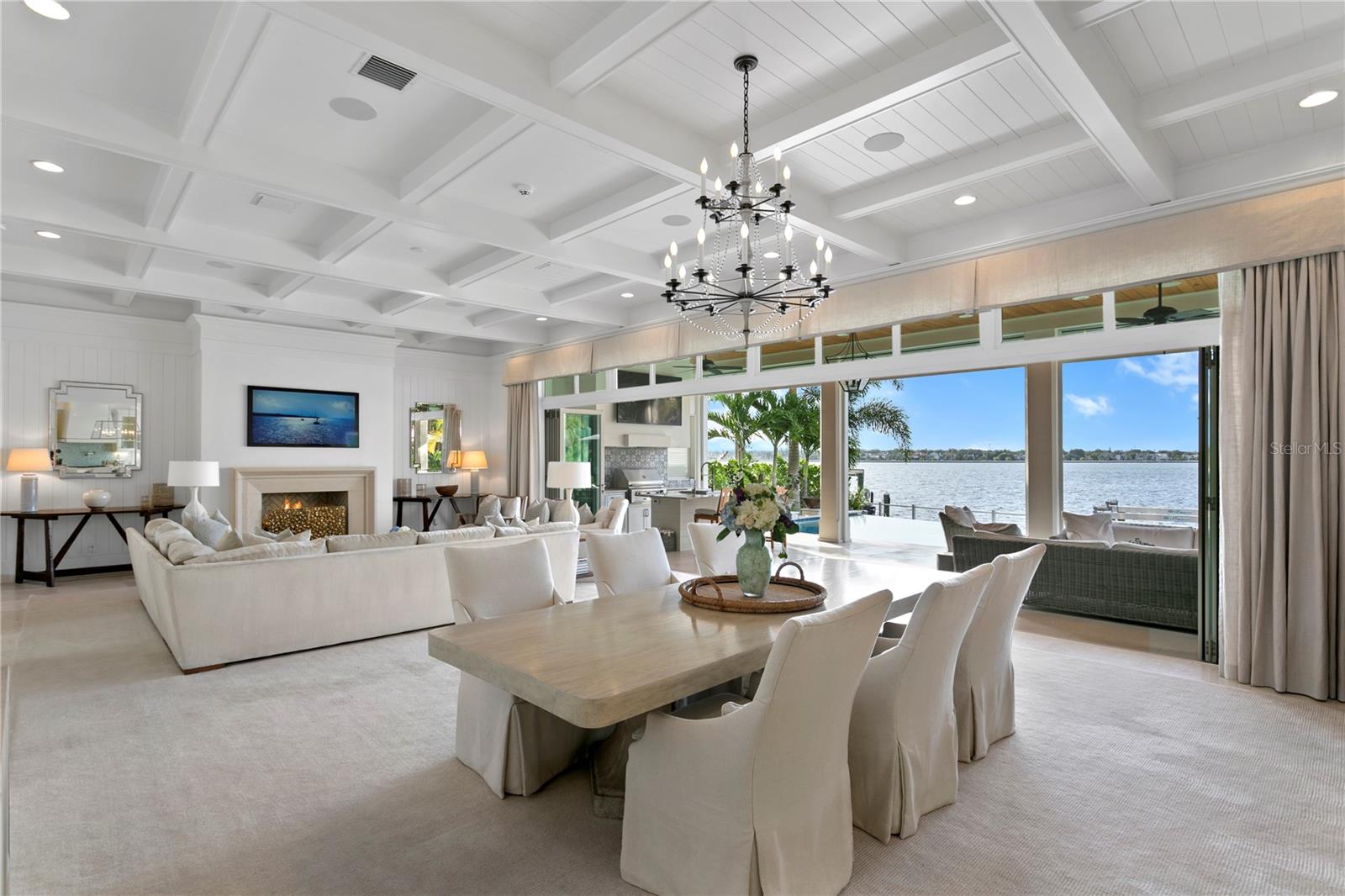 DAVIS ISLANDS PB10 PG52 TO 57 - Residential