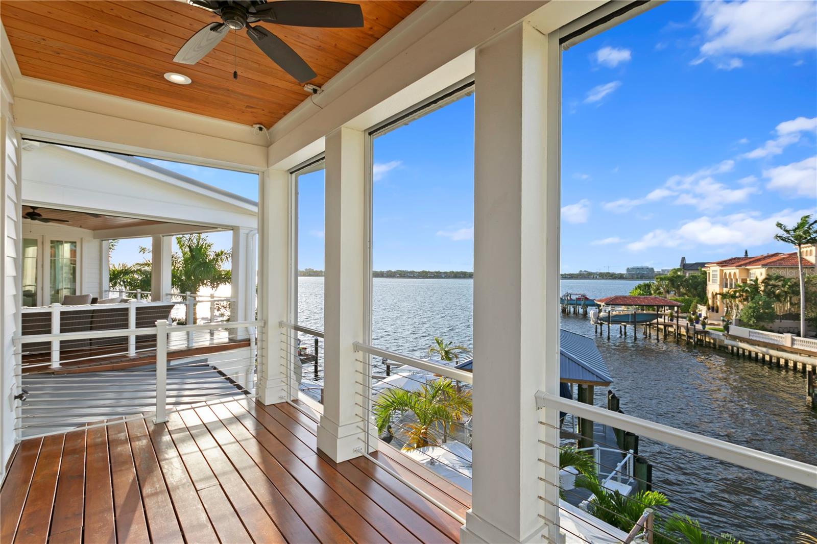 DAVIS ISLANDS PB10 PG52 TO 57 - Residential