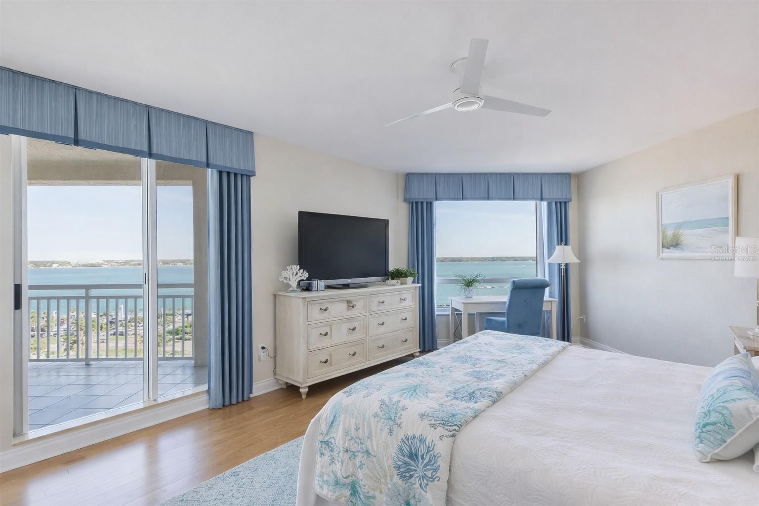 GRANDE ON SAND KEY - Residential