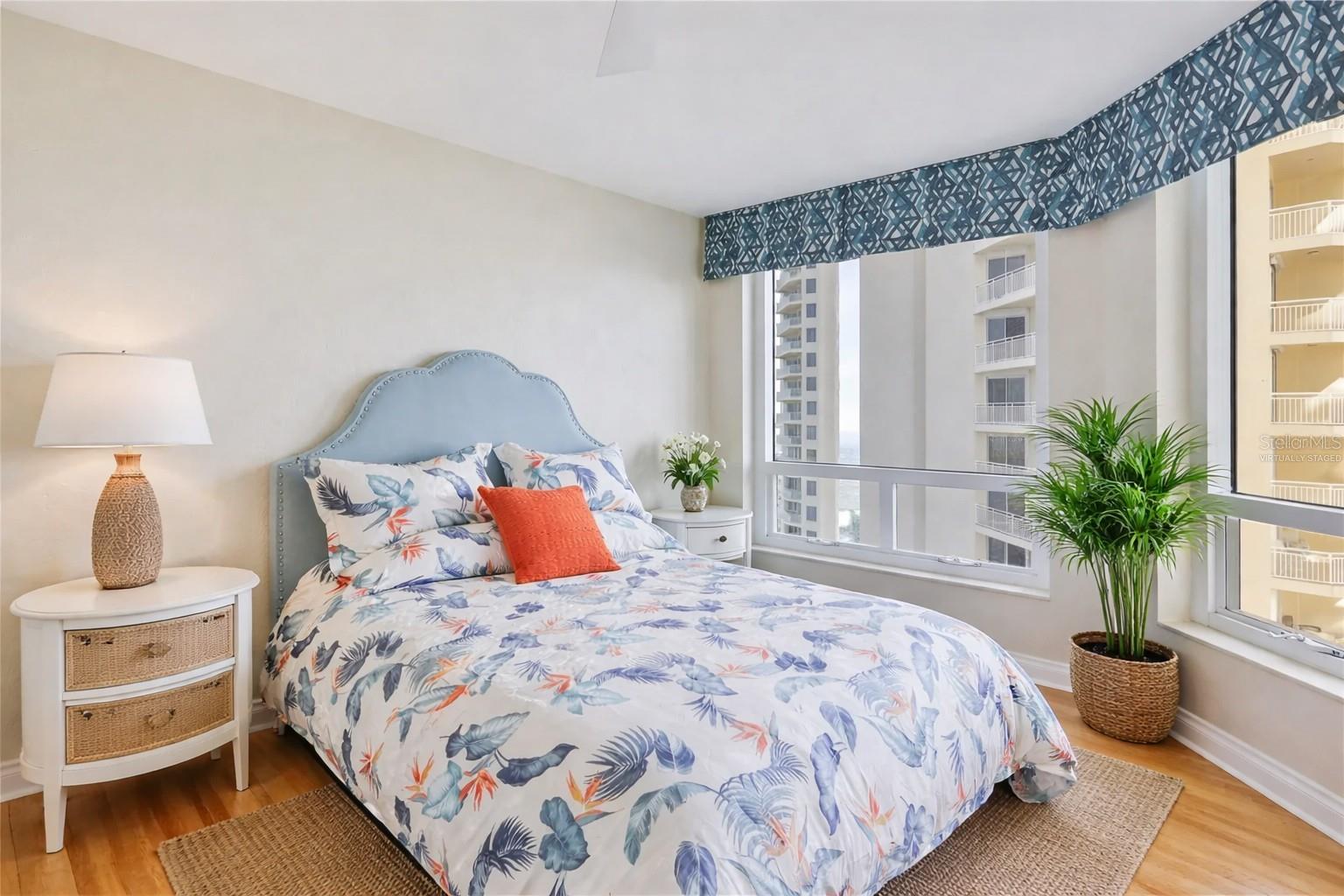 GRANDE ON SAND KEY - Residential