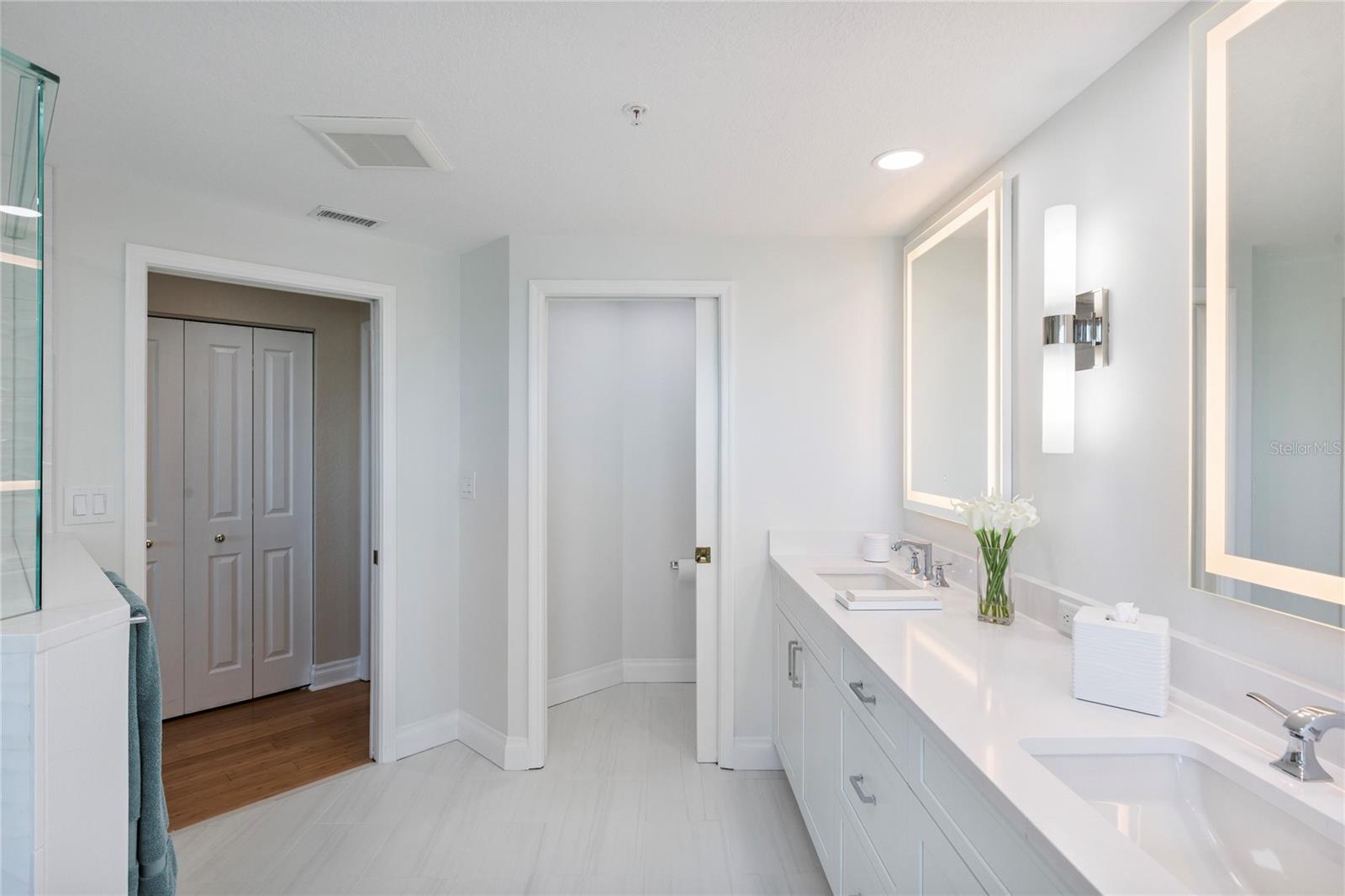 GRANDE ON SAND KEY - Residential