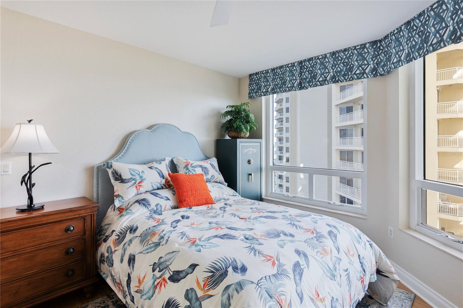 GRANDE ON SAND KEY - Residential