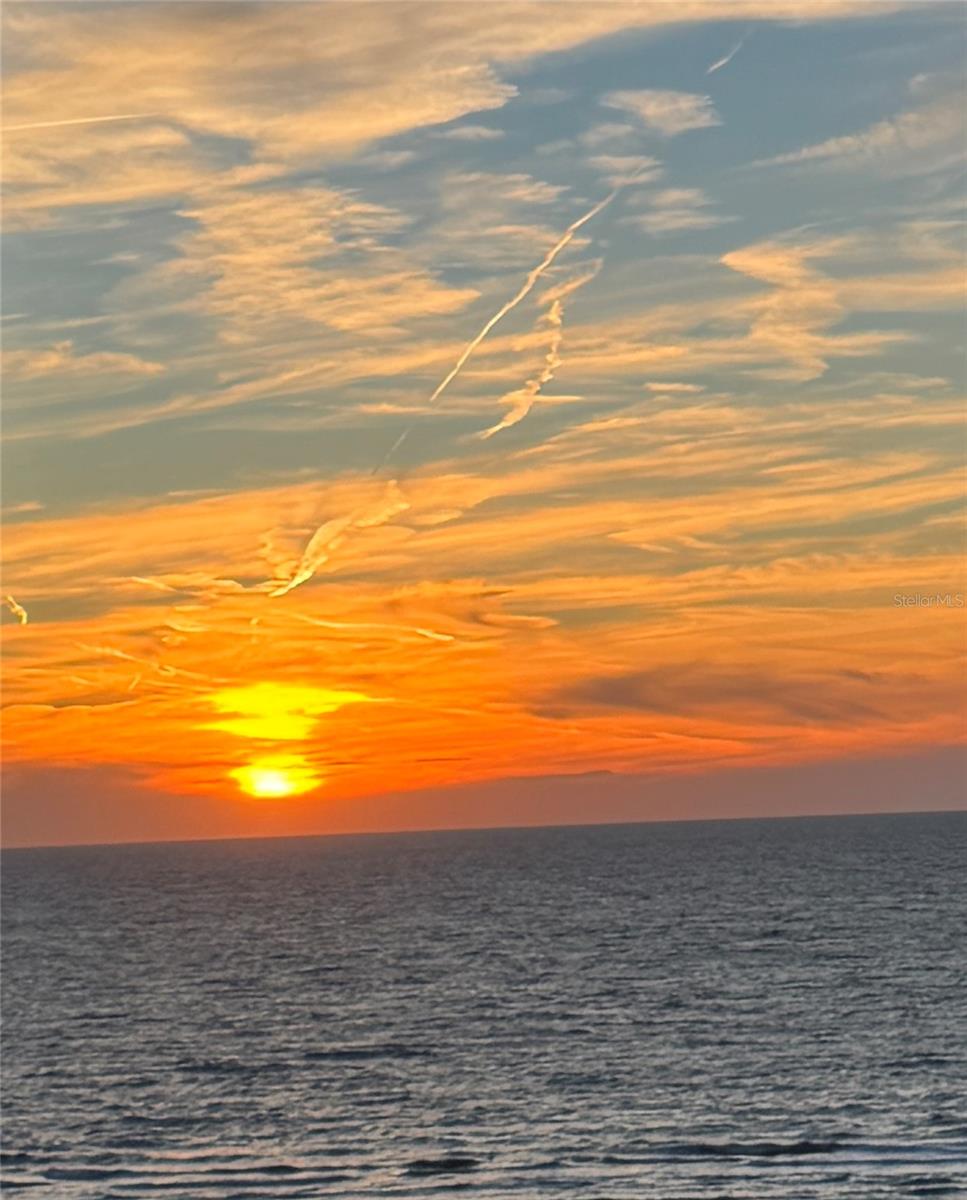 GRANDE ON SAND KEY - Residential