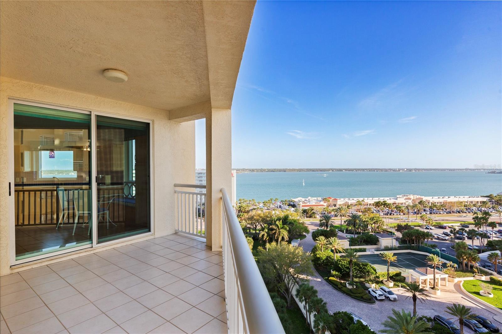 GRANDE ON SAND KEY - Residential