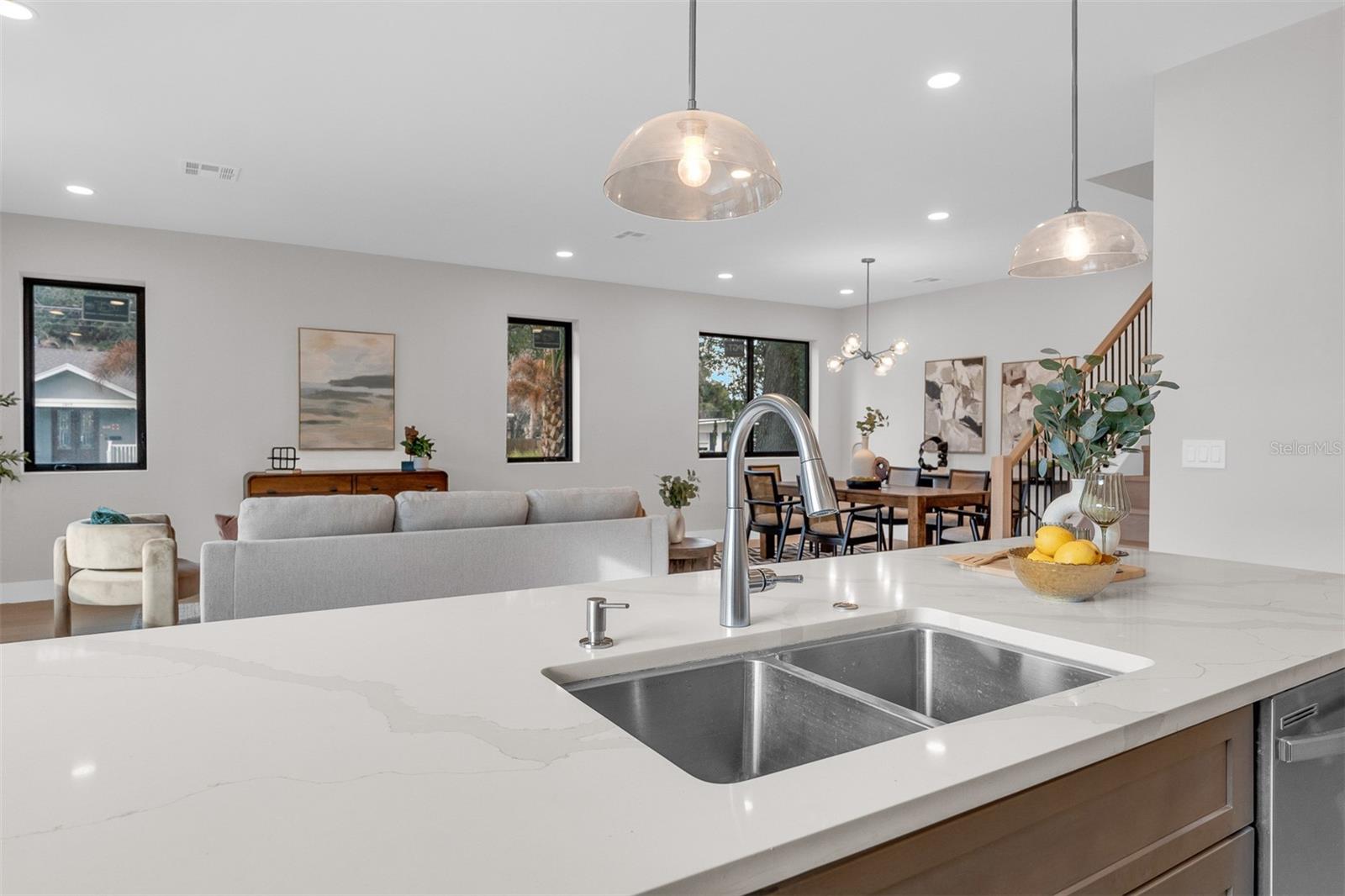 LAKE OLIVE HEIGHTS - Residential