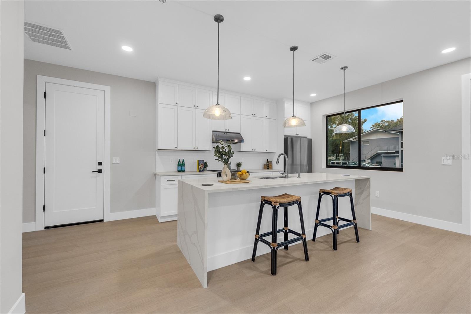 LAKE OLIVE HEIGHTS - Residential