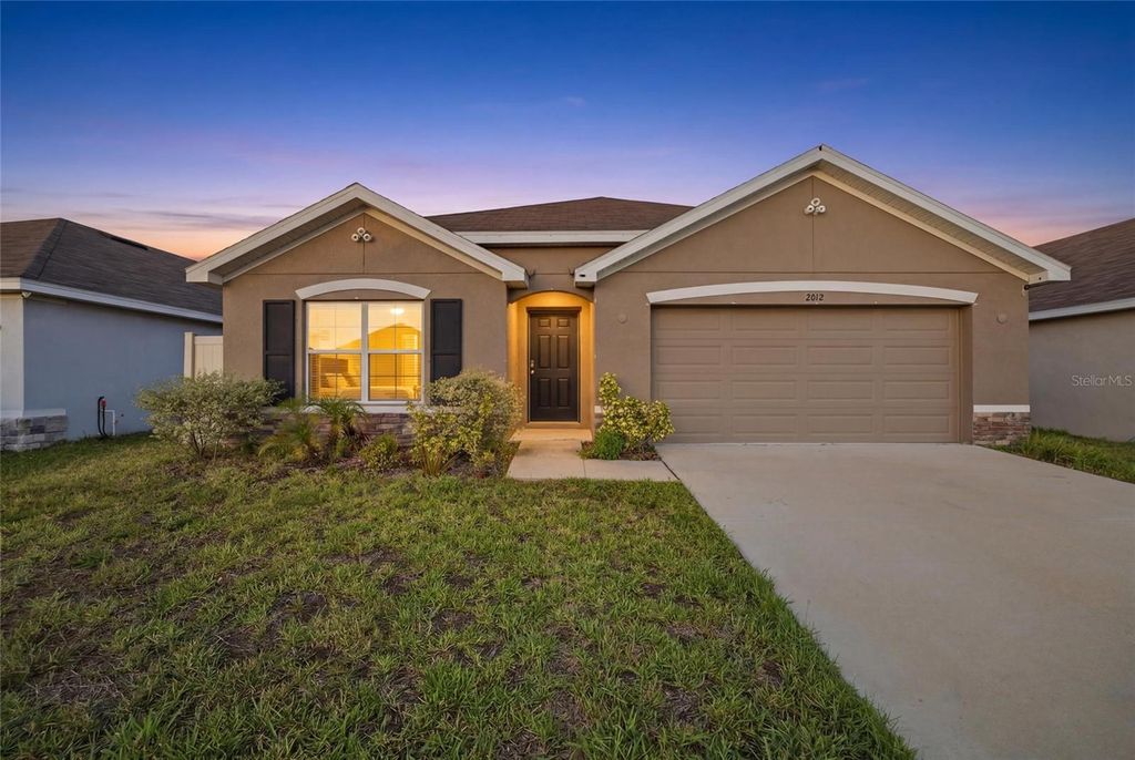Photo of 2812 Gumbo Limbo Drive, Wimauma, FL 33598 (MLS # TB8523820)