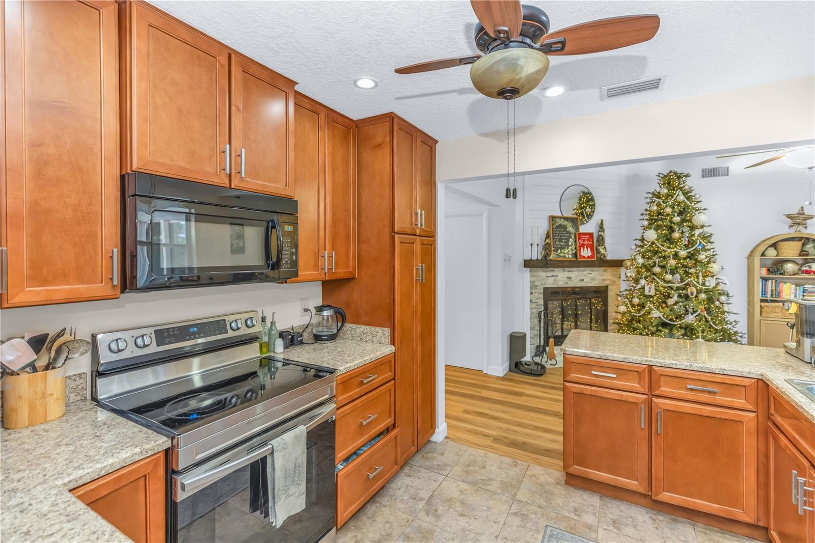 DELTONA WOODS PH 01 - Residential