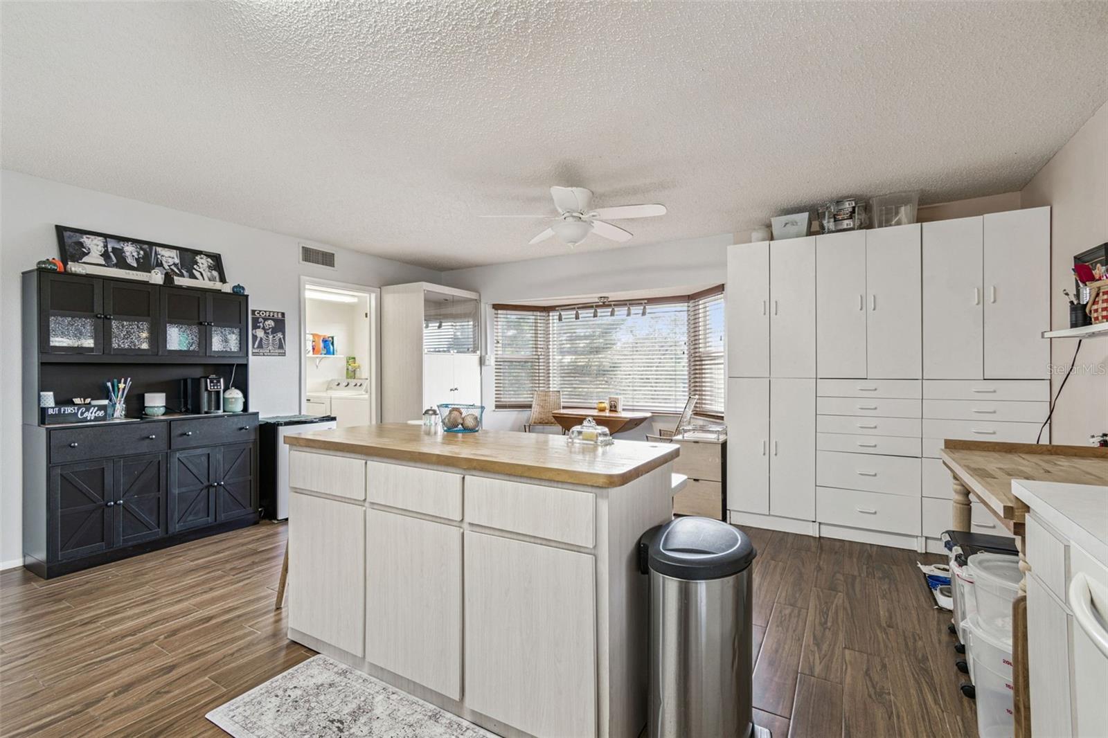 ON TOP OF THE WORLD UNIT 87 CONDO - Residential