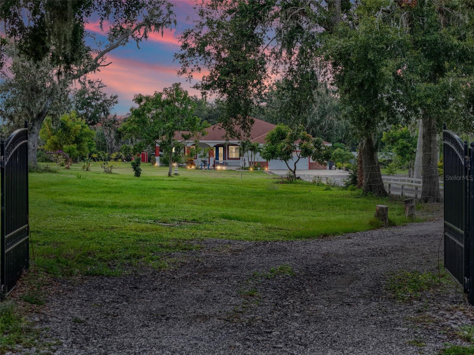 WATERBURY GRAPEFRUIT TRACTS - Residential