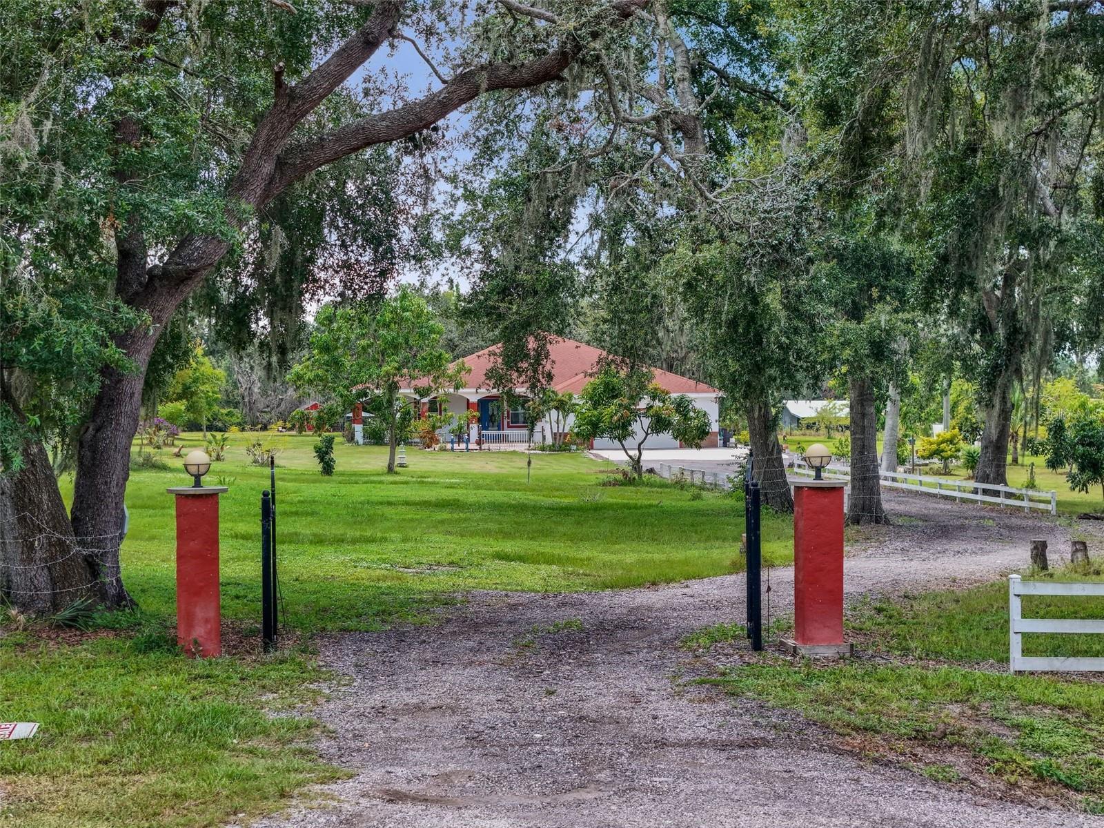 WATERBURY GRAPEFRUIT TRACTS - Residential