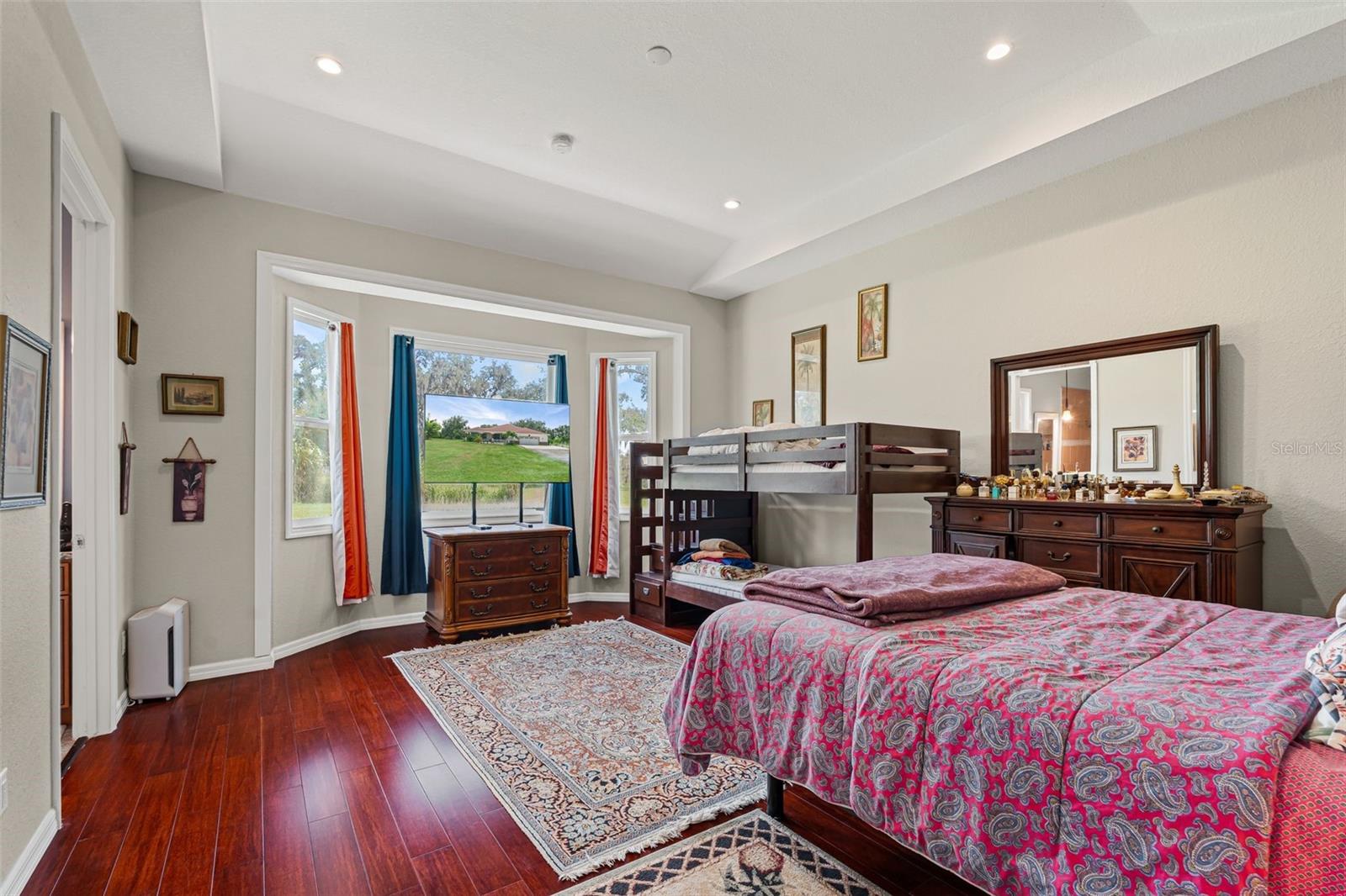 WATERBURY GRAPEFRUIT TRACTS - Residential