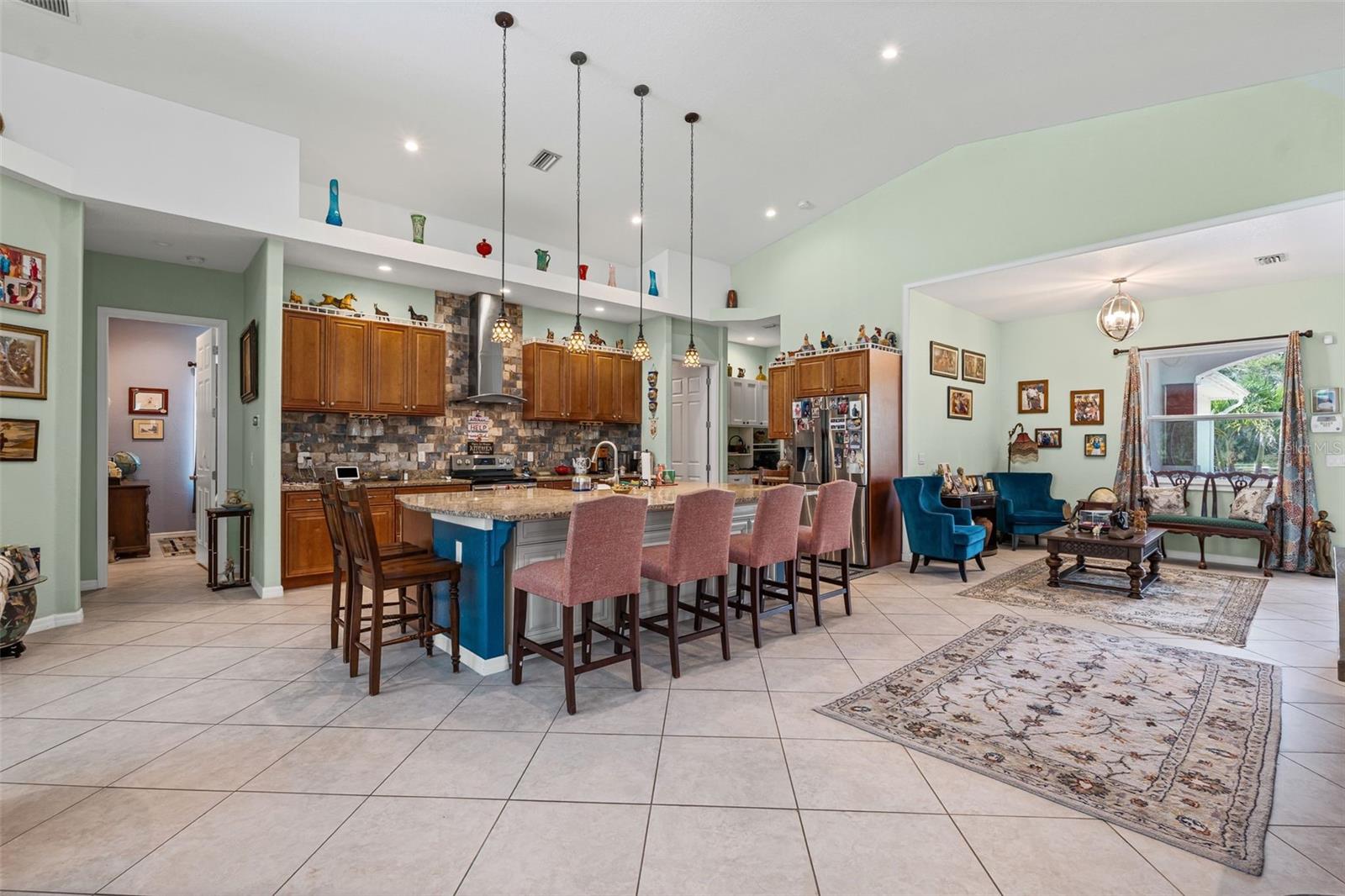 WATERBURY GRAPEFRUIT TRACTS - Residential