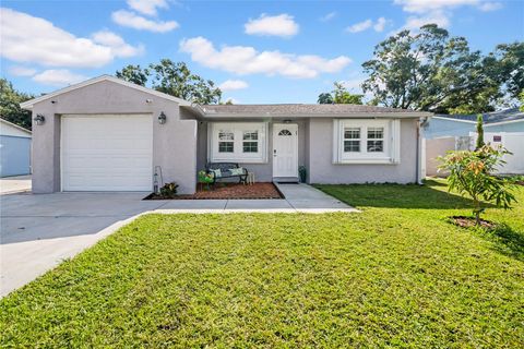 Photo of 1352 Foxwood Drive, Lutz, FL 33549 (MLS # O6340926)
